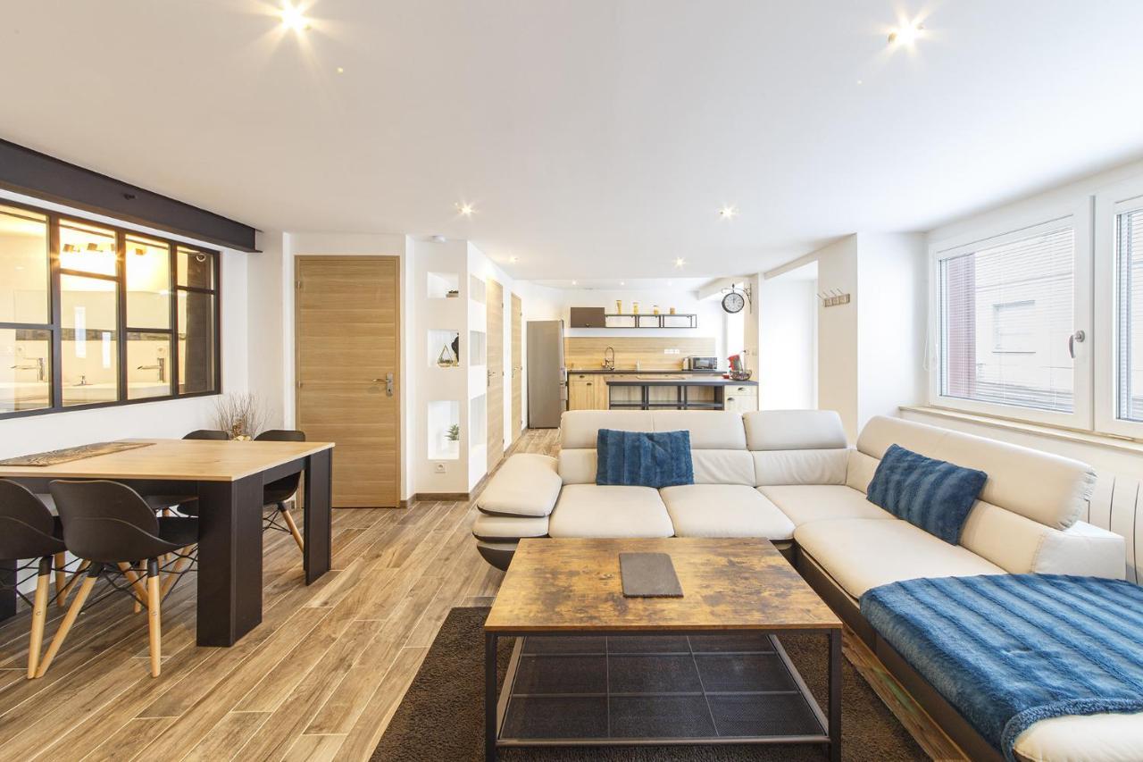 Appartement Luxueux Au Coeur De La Doutre Анже Екстериор снимка